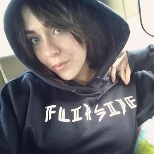 Meet your Posher, Jennie